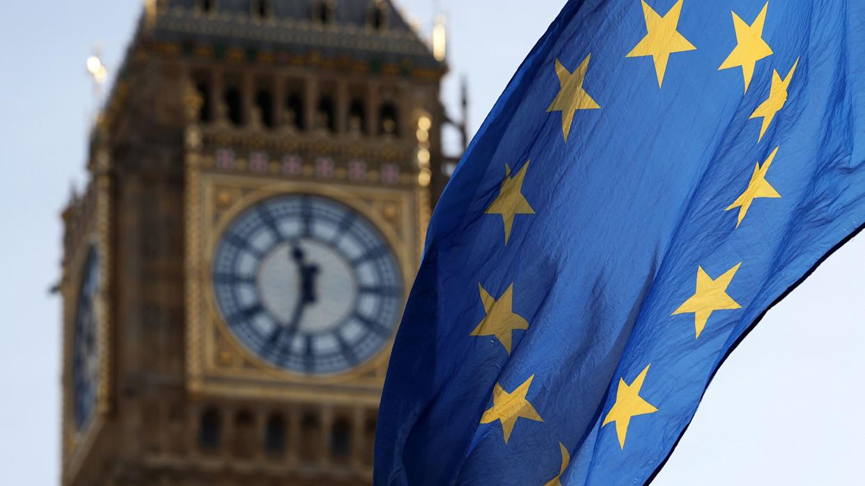 Defence deals and palace invites: UK and EU haggle before first summit since Brexit Defence deals and palace invites: UK and EU haggle before first summit since Brexit
